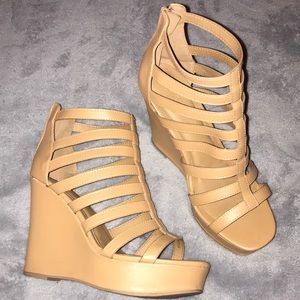 Gladiator sandals size 9